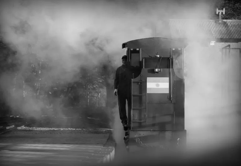 Sobre rieles olvidados: los trenes históricos que aún atraviesan el corazón del mundo